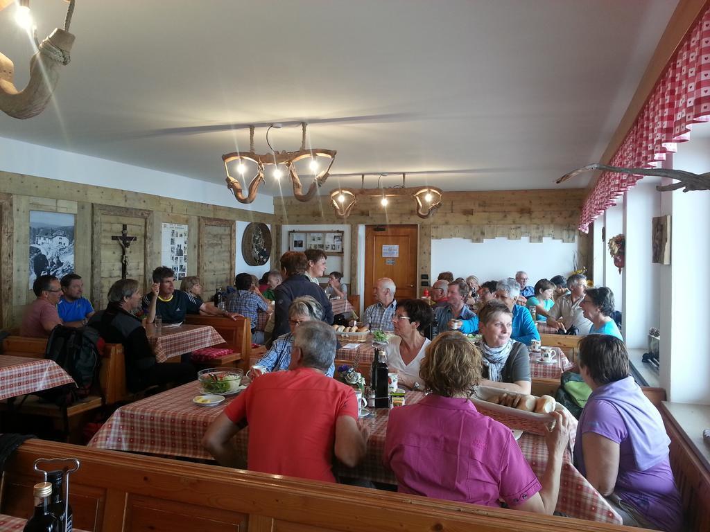 Rifugio Fronza Alle Coronelle - Koelner Huette Hotel โนวาเลวานเต ภายนอก รูปภาพ